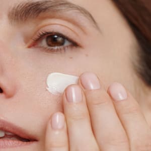 Dr. Hauschka Regeneration Tagescreme - Glättende Gesichtspflege