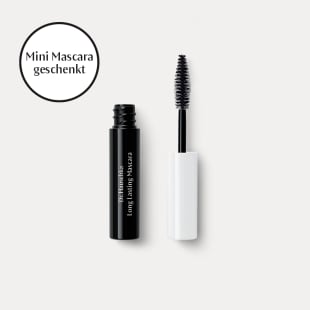 Long Lasting Mascara von Dr. Hauschka Naturkosmetik, schwarze Tube, offener Bürstenapplikator