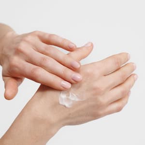 Dr. Hauschka Regeneration Handbalsam - Naturkosmetik