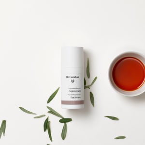 Augenserum für reife Haut: Dr. Hauschka Regeneration Intensiv Augenserum