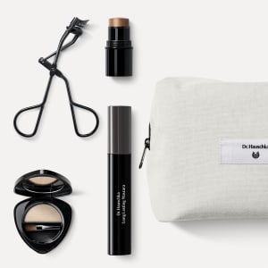 Dr. Hauschka Naturkosmetik Long Lasting Mascara mit beigem Lidschatten, Wimpernzange und Kosmetiktasche