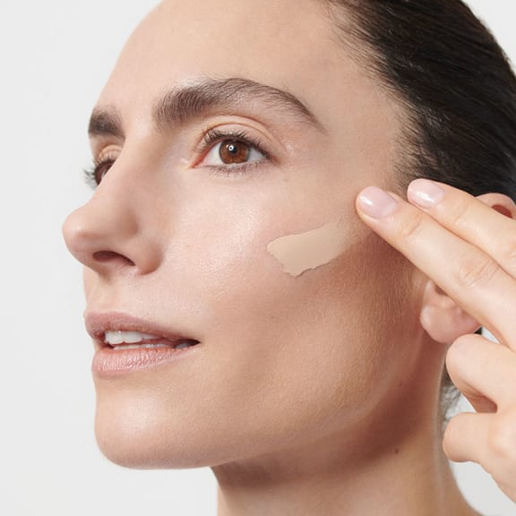 Dr. Hauschka Foundation natural cosmetics