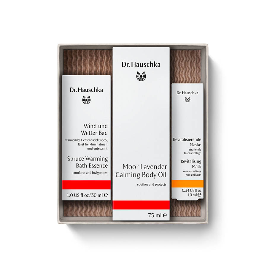 Dr. Hauschka christmas 2025 gift box relaxed soul open Dr. Hauschka christmas 2025 gift box relaxed soul open