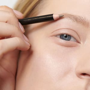 Dr. Hauschka Eyebrow Definer 01 light brown - Augenbrauenstift