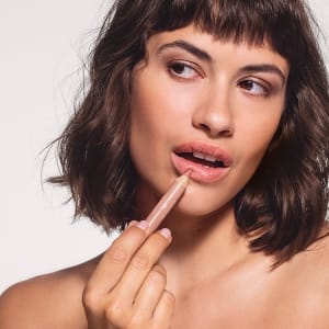 Dr. Hauschka Lip Crayon 04 lychee