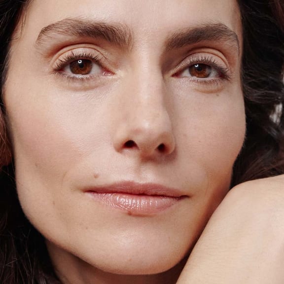 Dr. Hauschka Regenerating Day Cream - Refines and tones mature skin