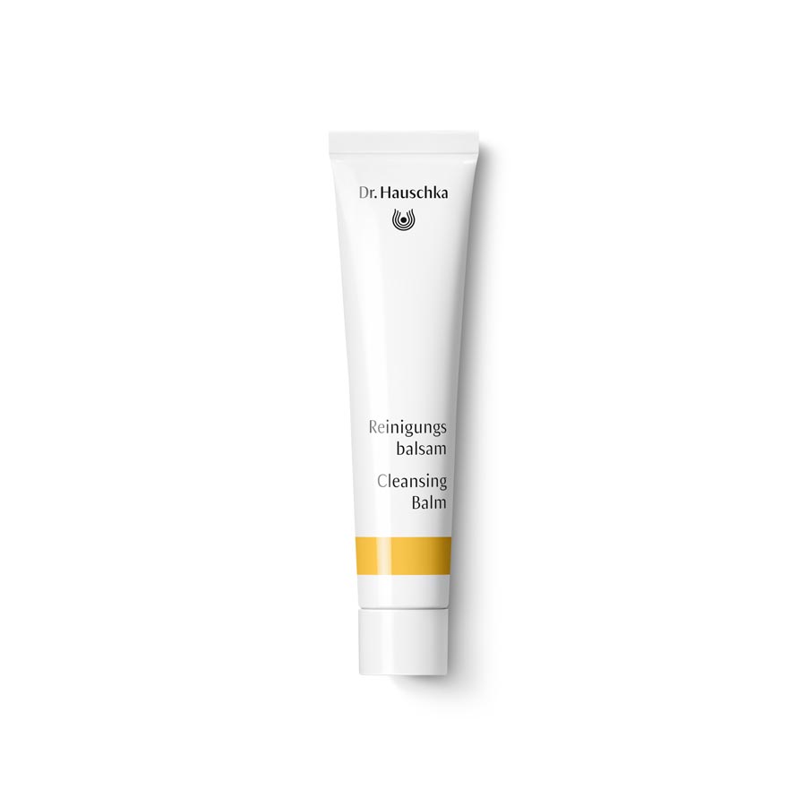 Dr. Hauschka Cleansing Balm – facial cleanser with a refreshing gel-to-milk texture Dr. Hauschka Cleansing Balm – a gentle yet effective cleanser