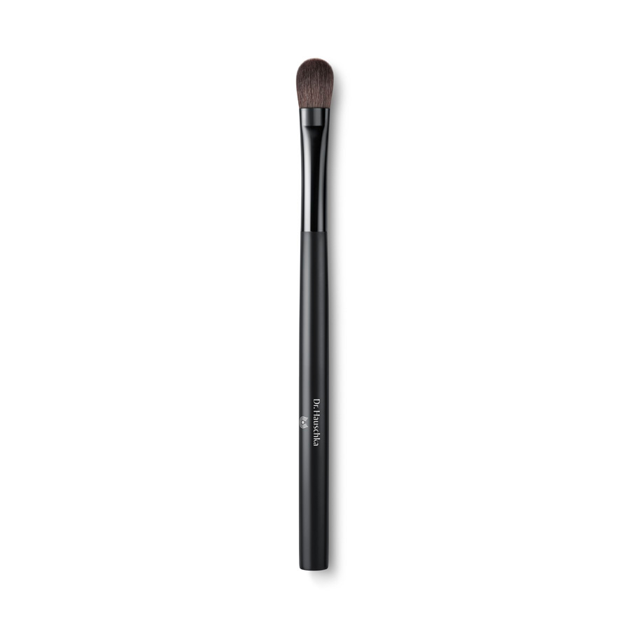 Large Dr. Hauschka eye make-up brush for the easy application and blending of eyeshadow