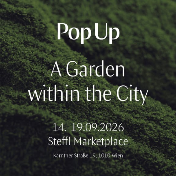 Moos-Hintergrund mit Text ‚PopUp – A Garden within the City‘, symbolisiert Werte von Dr. Hauschka Naturkosmetik
