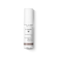 Harmonisierende Gesichtskur für die Haut in den Wechseljahren: Dr. Hauschka Regeneration Intensiv Kur Dr. Hauschka Regeneration Intensiv Kur